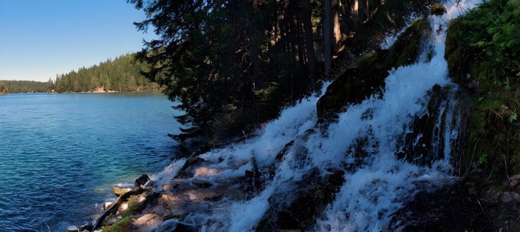 Wodospad Seline, Czarne Jezioro, Czarnogóra