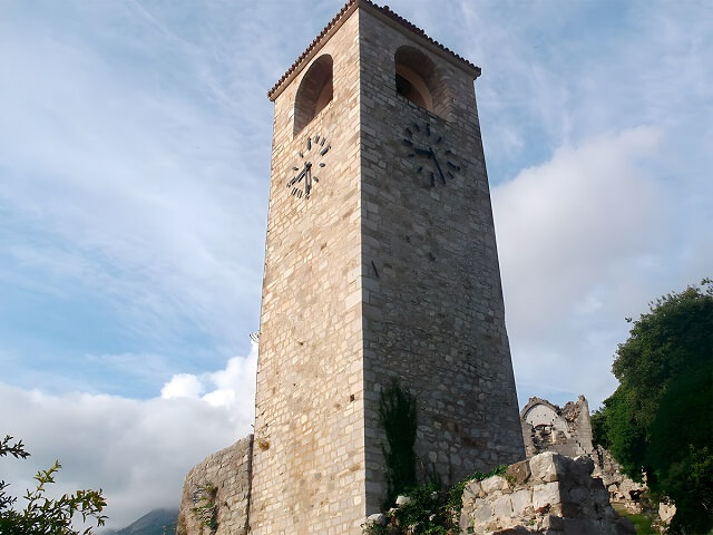 Wieża Zegarowa w Barze