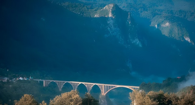 Most Đurđevića w Parku Narodowym Durmitor