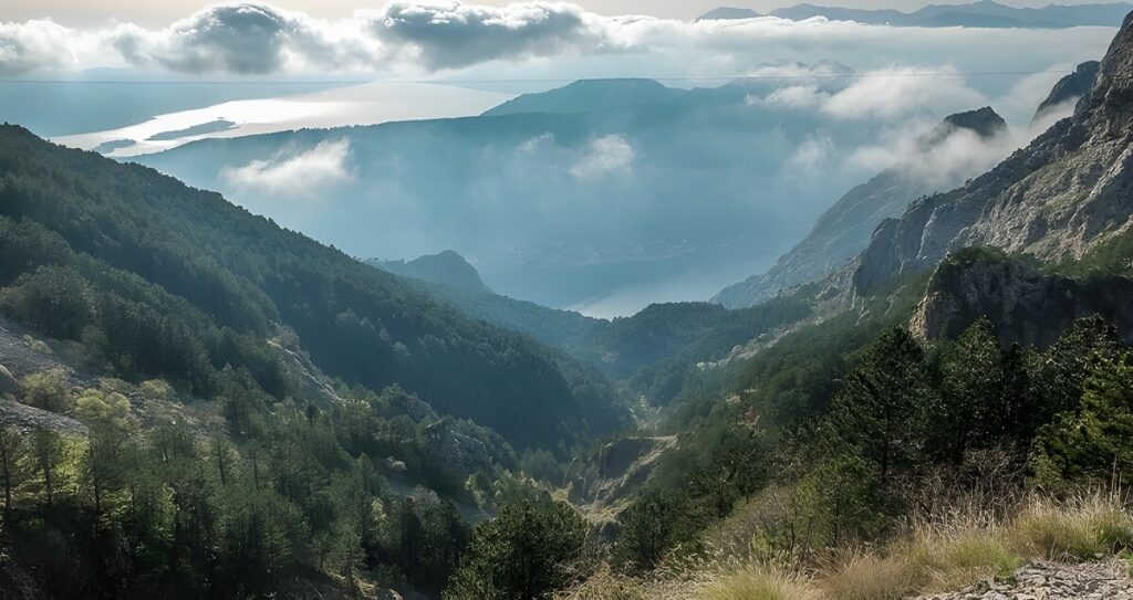 Zejście z góry Lovćen, Czarnogóra