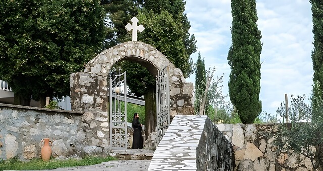 Klasztor jaskiniowy Daibabe niedaleko Podgoricy, Czarnogóra